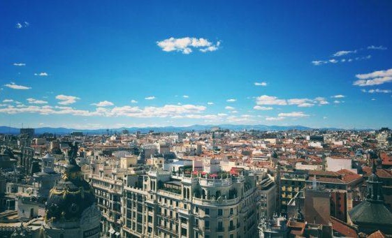 Architectural photography of metropolis under stratus clouds 670261 564x341